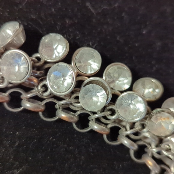 Rhinestone necklace (free with any purchase) - Picture 2 of 2